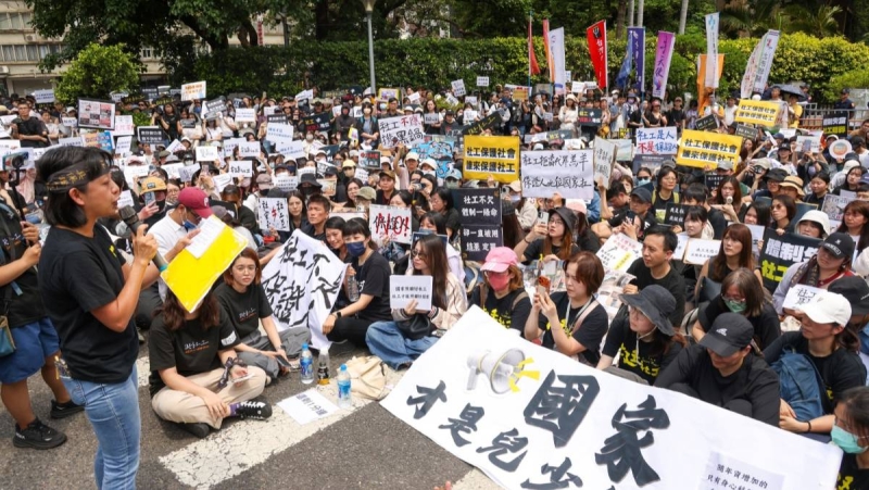 剴剴案判決引爆社工怒火！千人赴行政院陳情：社工是助人者不是保證人