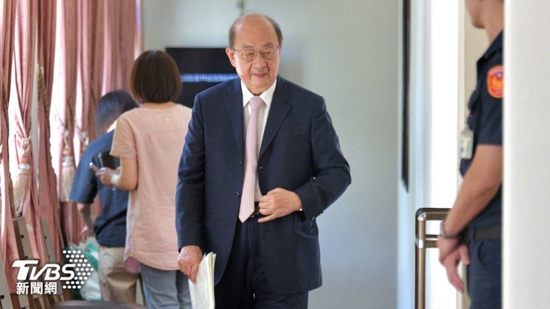 逼宮柯建銘如「康熙擒鰲拜」　游盈隆嘆：怎會為總召位子不惜內亂