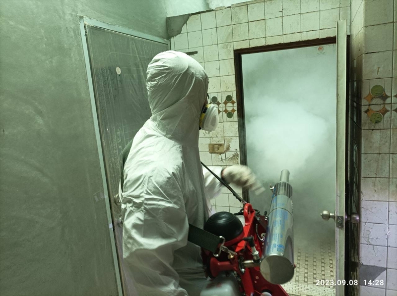 70%埃及斑蚊躲藏家戶內 市府籲市民配合室內噴藥