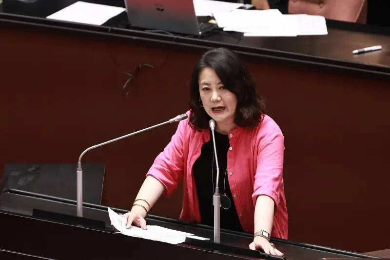 吳思瑤認錯　羅智強嗆：還有林俊憲、柯建銘