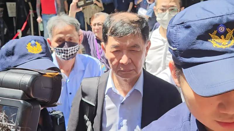 轟賴清德禽獸化！邱毅提「當年悲劇」大嘆