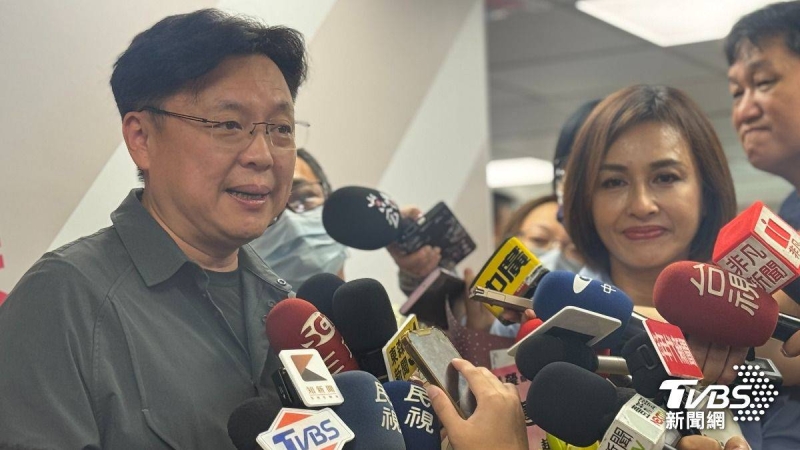 復出起手式！趙天麟「突襲式表態」助攻邱議瑩　傳扛操盤重任