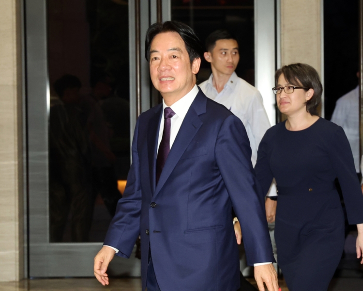 青鳥代表年輕人？郭正亮看完賴清德最新民調爆真相