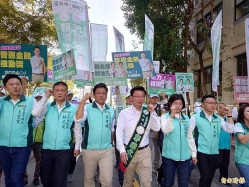台南立委選舉登記 郭國文、陳昆和「王不見王」