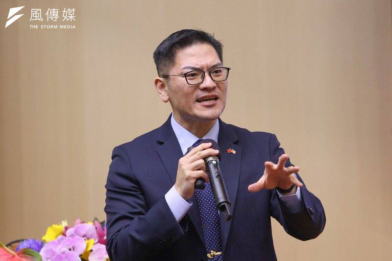 青鳥嗆陸客「滾回中國」　學者讚員警這句話：台灣缺乏讓仇恨降溫的消防隊員
