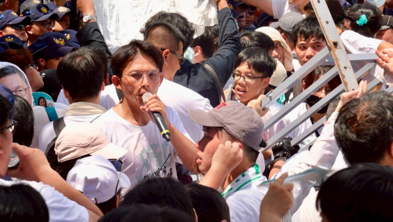 把柯文哲司法案件操弄為政治事件  黃國昌昔日戰友鄭秀玲：民眾黨別鬧了