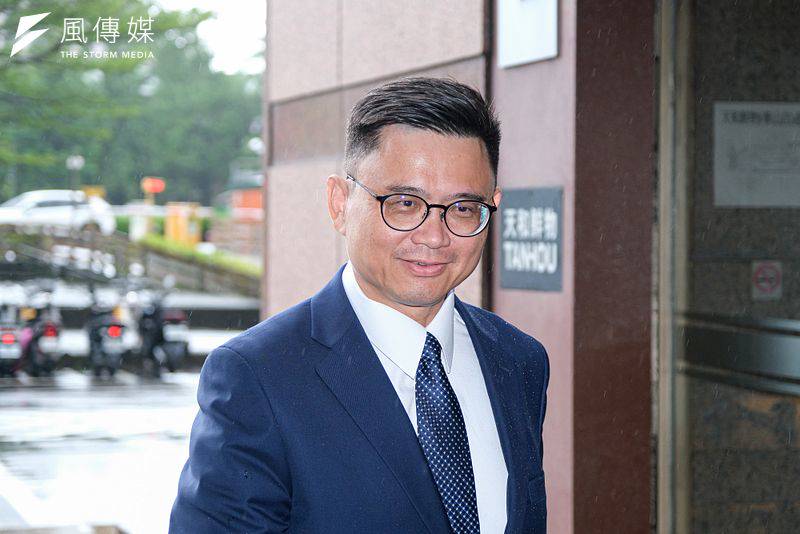 「出來就打死你！」賴瑞隆兒驚爆毆打、廁所堵女同學　初選對手、陳其邁都說話了