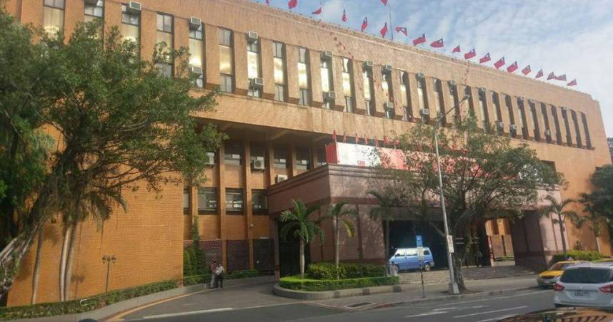 易沛公司 涉洗錢、地下金融逾55億！　北檢起訴18人及16公司！