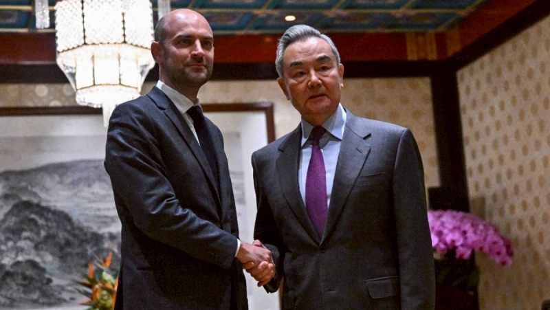 王毅向法外長控訴高市早苗　「希望並相信」法國支持中國立場