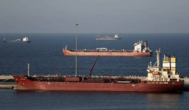 美聯社：伊朗、阿曼將收荷姆茲海峽過路費