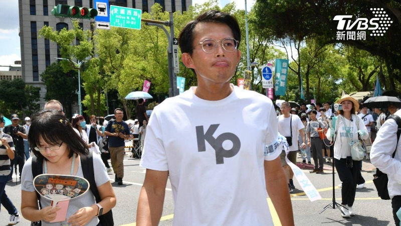 爆賴清德私下派人傳話喬《財劃法》　黃國昌：就是潘孟安