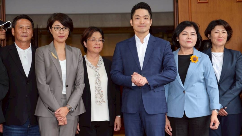 卓榮泰「政院該被輪迴」 蔣萬安：治國像經營黑道堂口