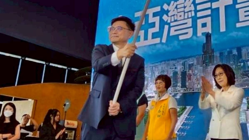 賴瑞隆8歲兒遭控霸凌同學「不只1人」　高市社會局出面喊話了