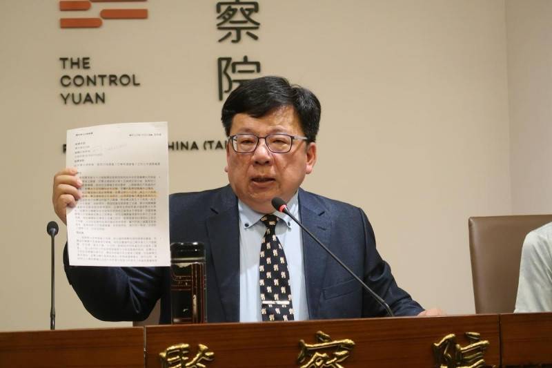 不只送愛犬還當Uber eats使用？ 張斯綱爆：李俊俋用公務車幫拿外送餐點