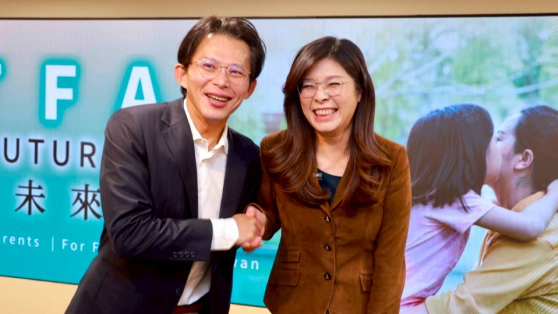 藍白共同成立「台灣未來帳戶」　預估0至12歲幼童18歲有50萬元人生啟動基金