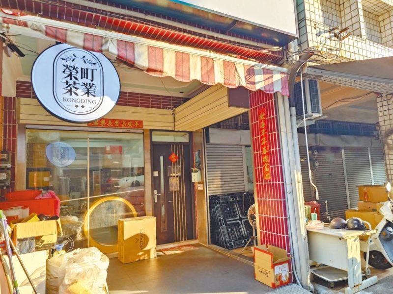 資本額10萬 茶行老闆娘拿下國防標案自爆是人頭 謝龍介爆玄機