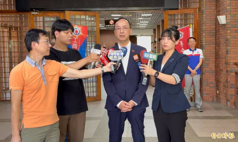 賴稱20％是「暫時性稅率」 朱立倫反嗆還要付美國多少「贖金」