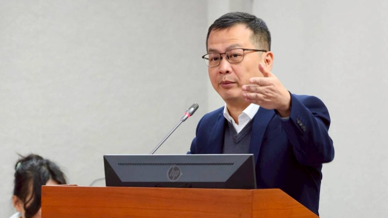 客委會補助90萬辦書展變民防園遊會？羅智強：黑熊學院接案天才